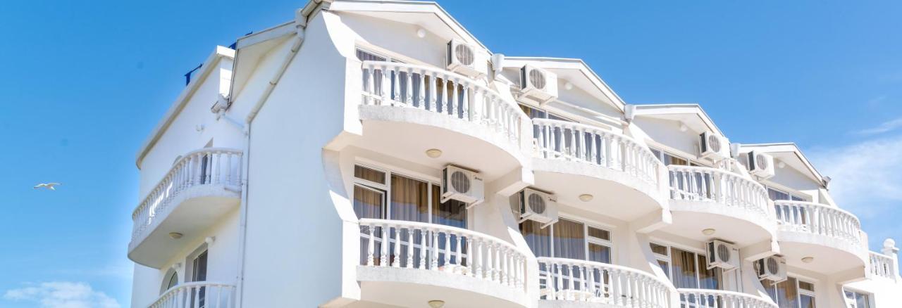 Hotel Yanis Лозенец Экстерьер фото