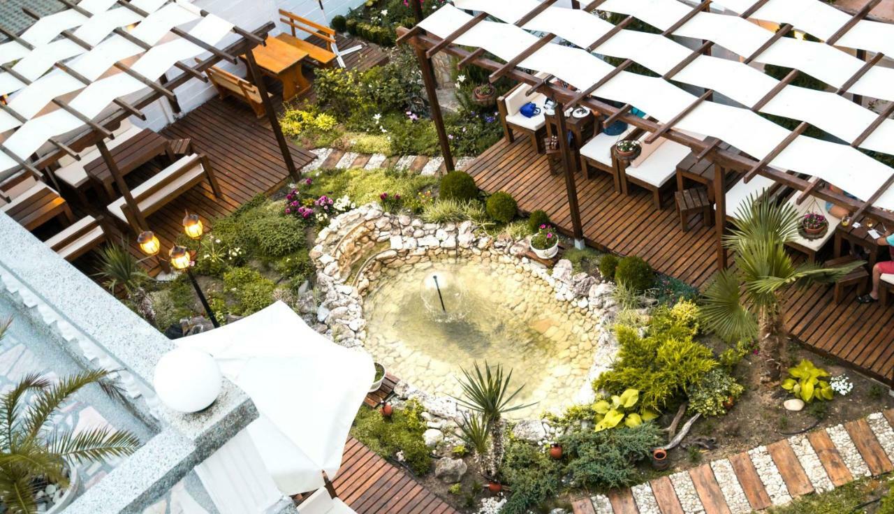 Hotel Yanis Лозенец Экстерьер фото