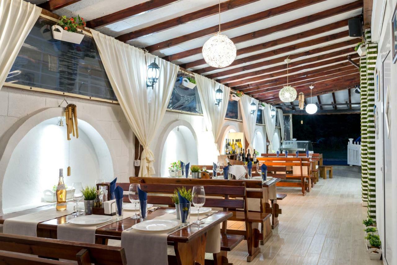 Hotel Yanis Лозенец Экстерьер фото